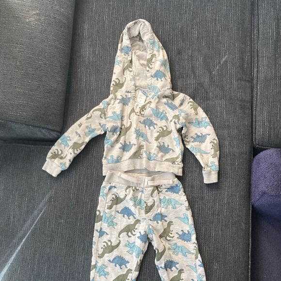 Dinosaur outfit - Picture 1 of 2